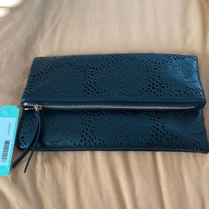 Urban Expressions Stitch Fix black Arabella floral clutch.